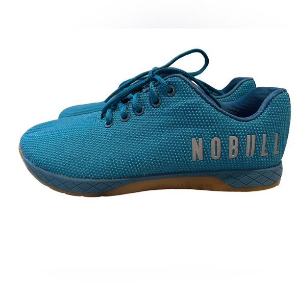 NOBULL Shoes - NOBULL Women’s Outwork Trainer
Sz 9.5 electric Blue